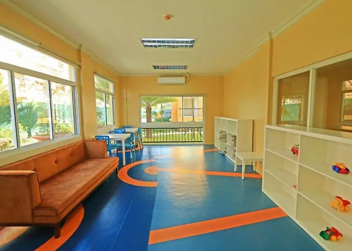 Palmvierra Cove 2br Suite, Sm Seaside, Oceanpark Cebu