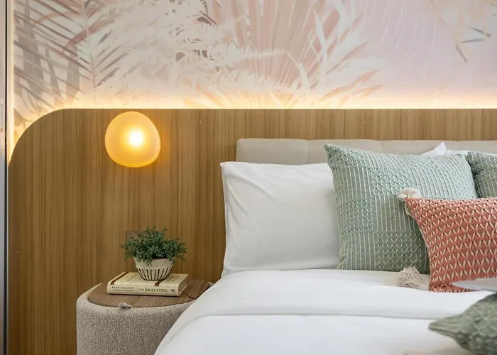 Palmvierra Cove 2br Suite, Sm Seaside, Oceanpark Cebu