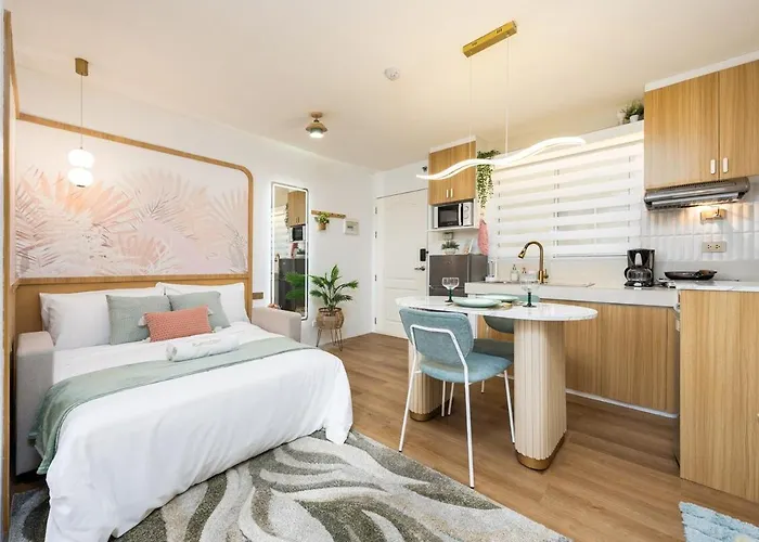 Palmvierra Cove 2br Suite, Sm Seaside, Oceanpark * Cebu
